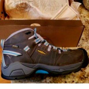 NEW KEEN Utility Womens 8.5